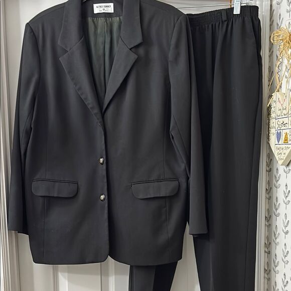 Alfred Dunner Black Suit Set Tailored Elegance - Picture 1 of 11